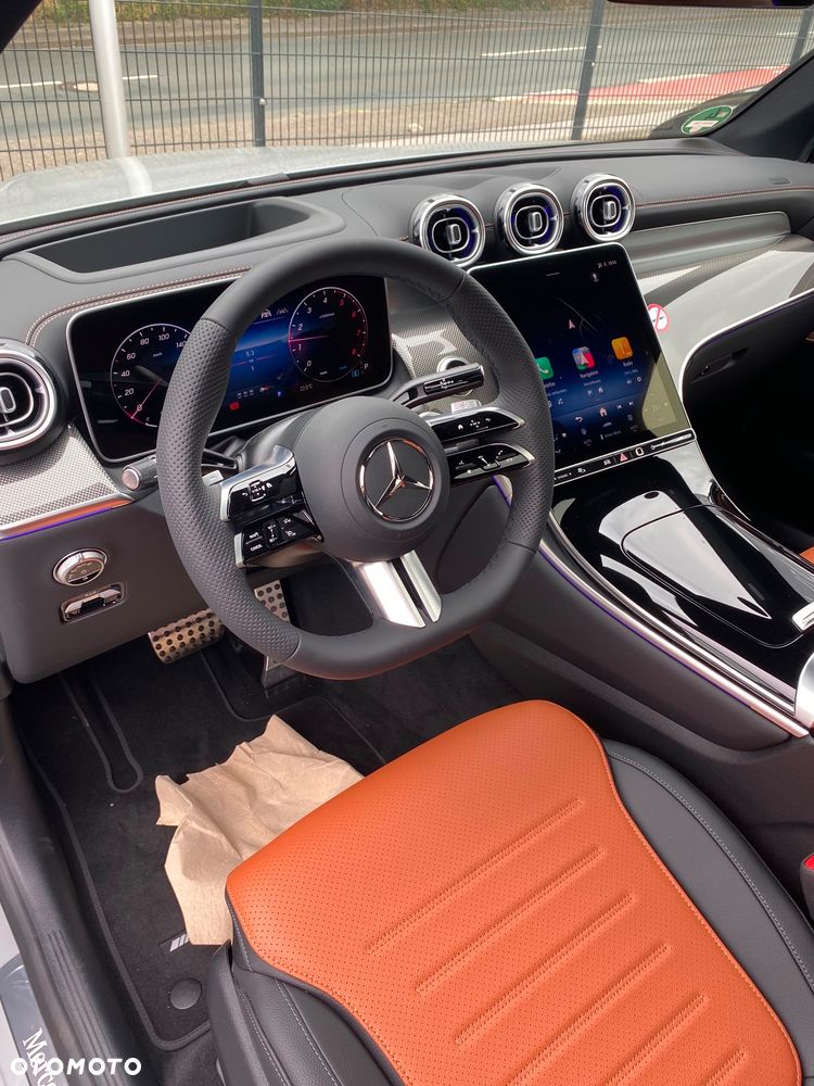 Mercedes-Benz GLC 200 4Matic 9G-TRONIC Edition AMG Line - 9