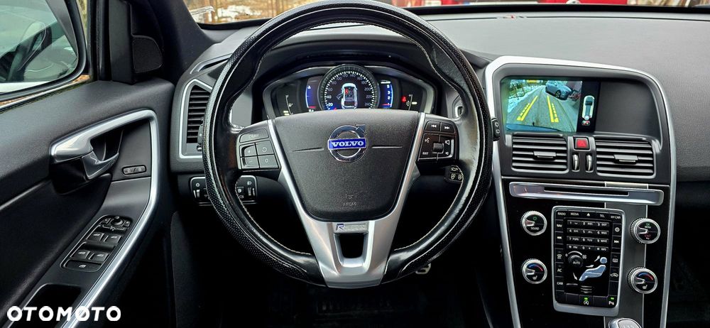 Volvo XC 60 D4 Drive-E R-Design Momentum - 34
