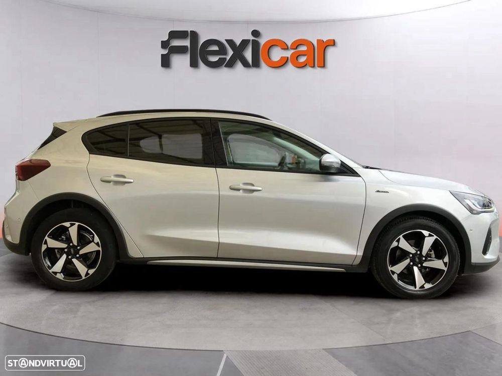 Ford Focus 1.0 EcoBoost Active X - 8