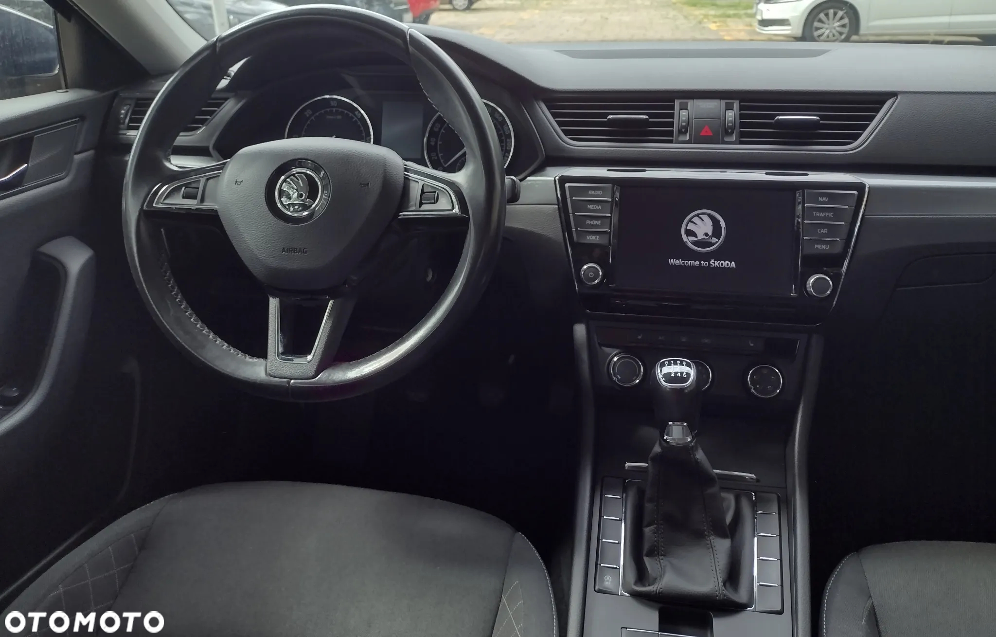 Skoda Superb 2.0 TDI Active - 2