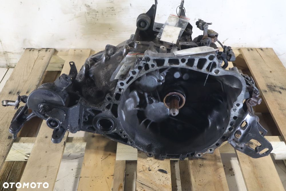 SKRZYNIA BIEGÓW 6 BIEGOWA TOYOTA AURIS I 2.0D4D 25150-2K - 1
