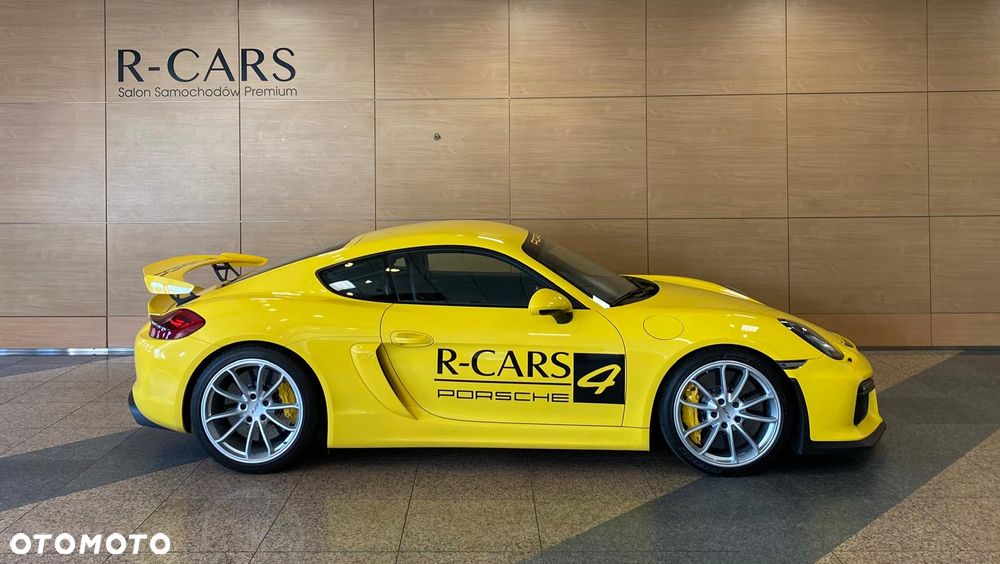 Porsche Cayman GT4 - 2
