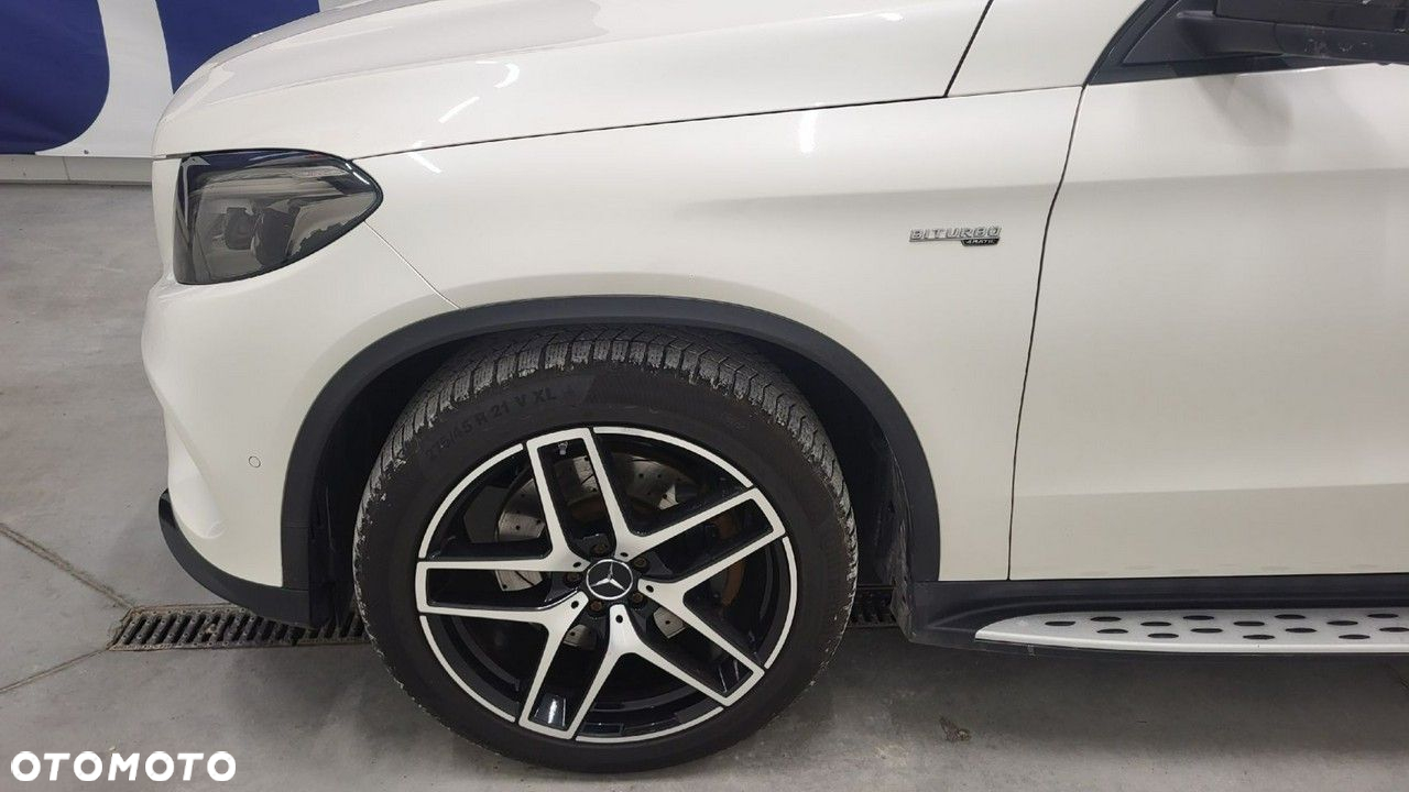 Mercedes-Benz GLE - 10