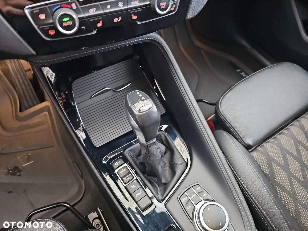 BMW X1 sDrive18i xLine - 15