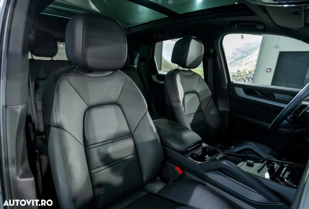 Porsche Cayenne E-Hybrid - 9