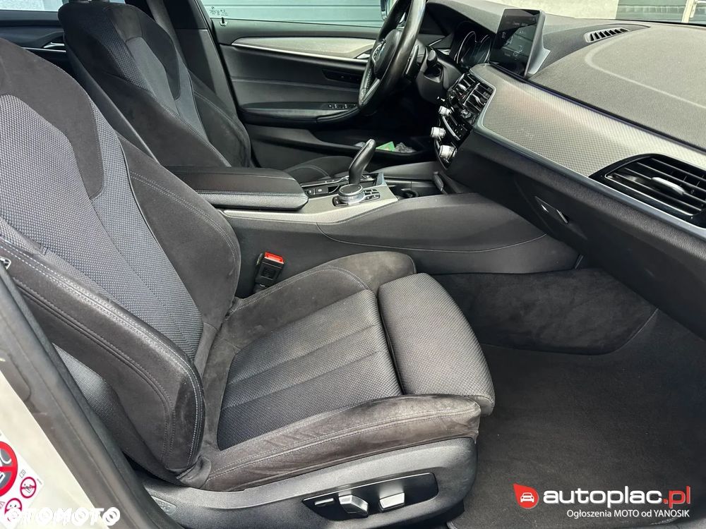 BMW Seria 5 520d M Sport sport - 26