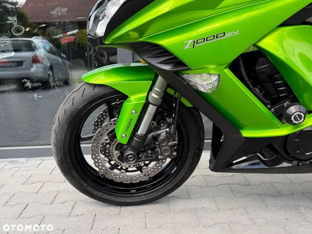 Kawasaki Ninja 1000 SX - 36