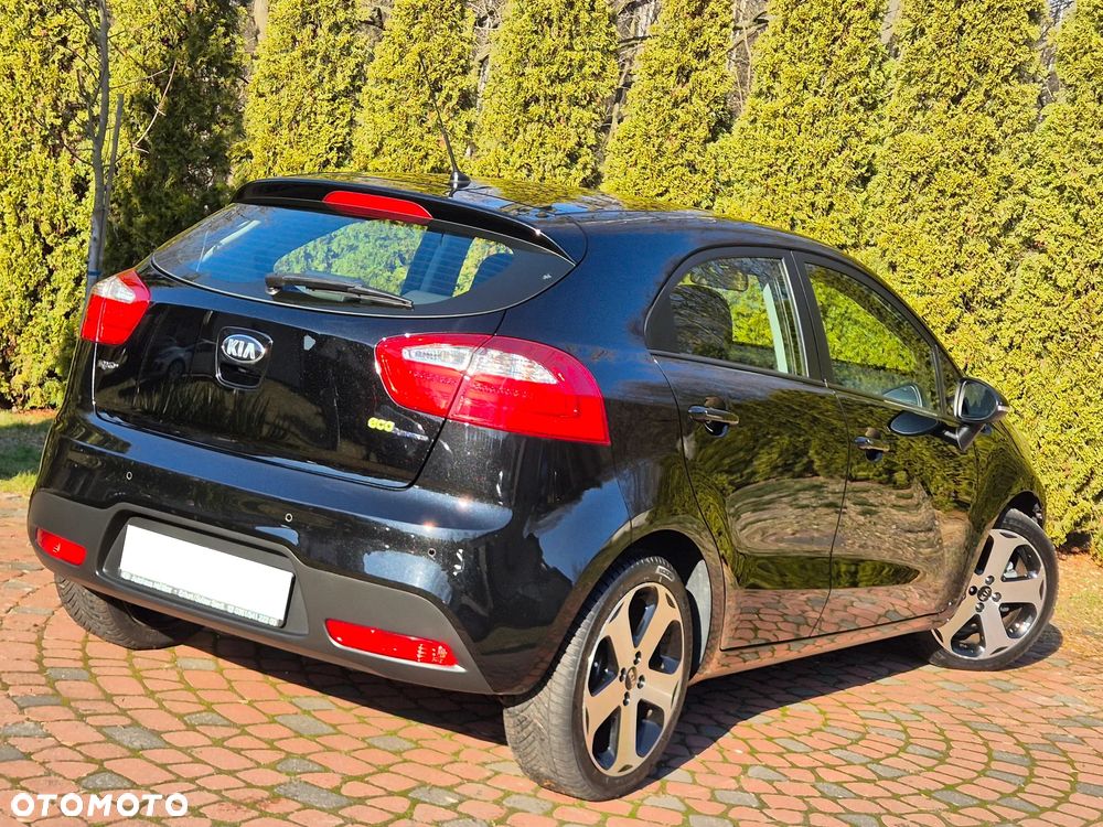 Kia Rio 1.2 Dream-Team Edition - 17