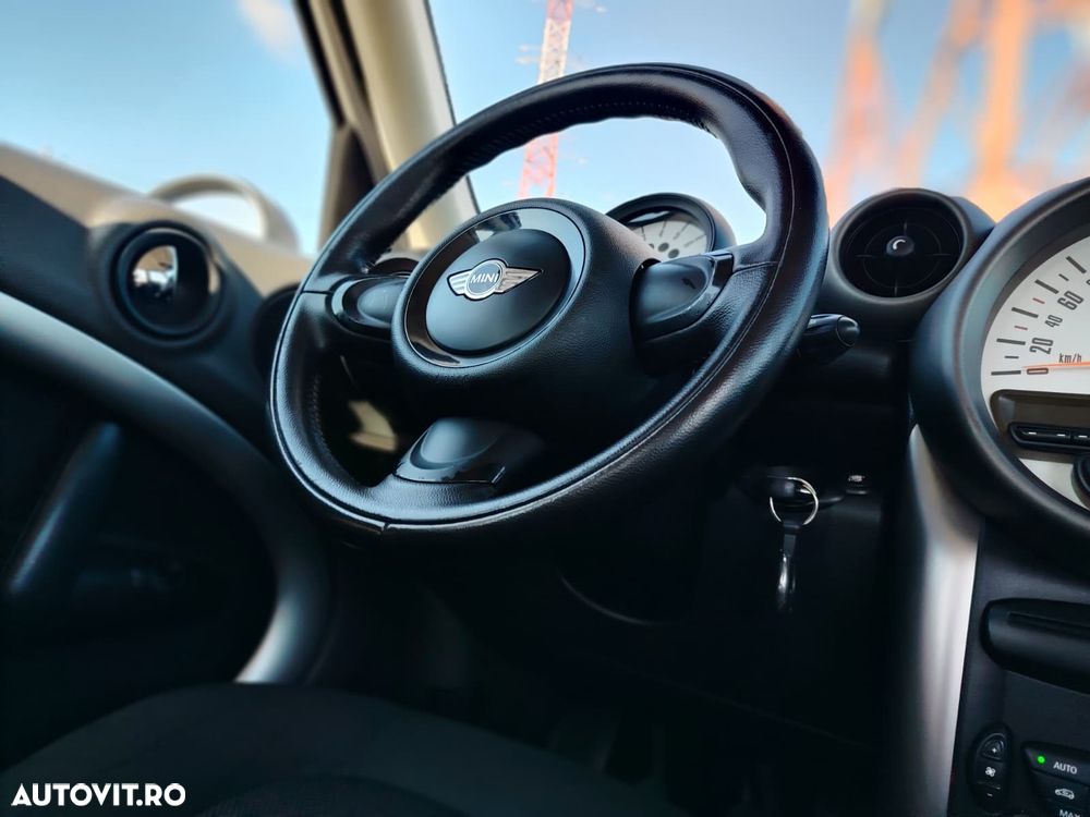 Mini Countryman - 10