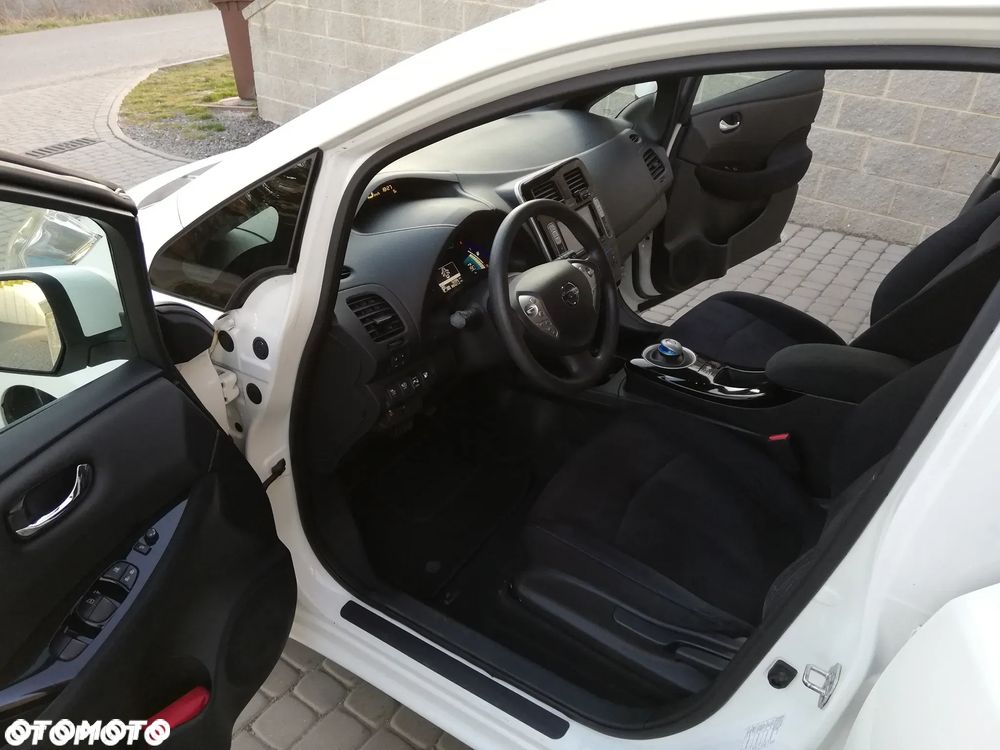 Nissan Leaf 24 kWh (mit Batterie) Tekna - 5