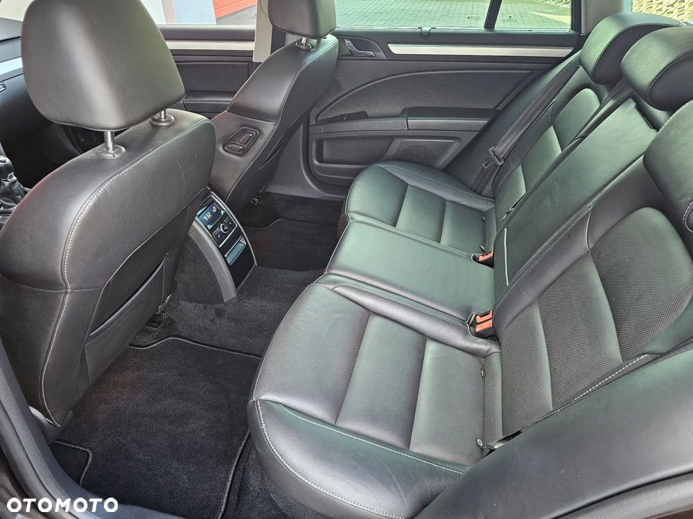 Skoda Superb 1.6 TDI Elegance - 22
