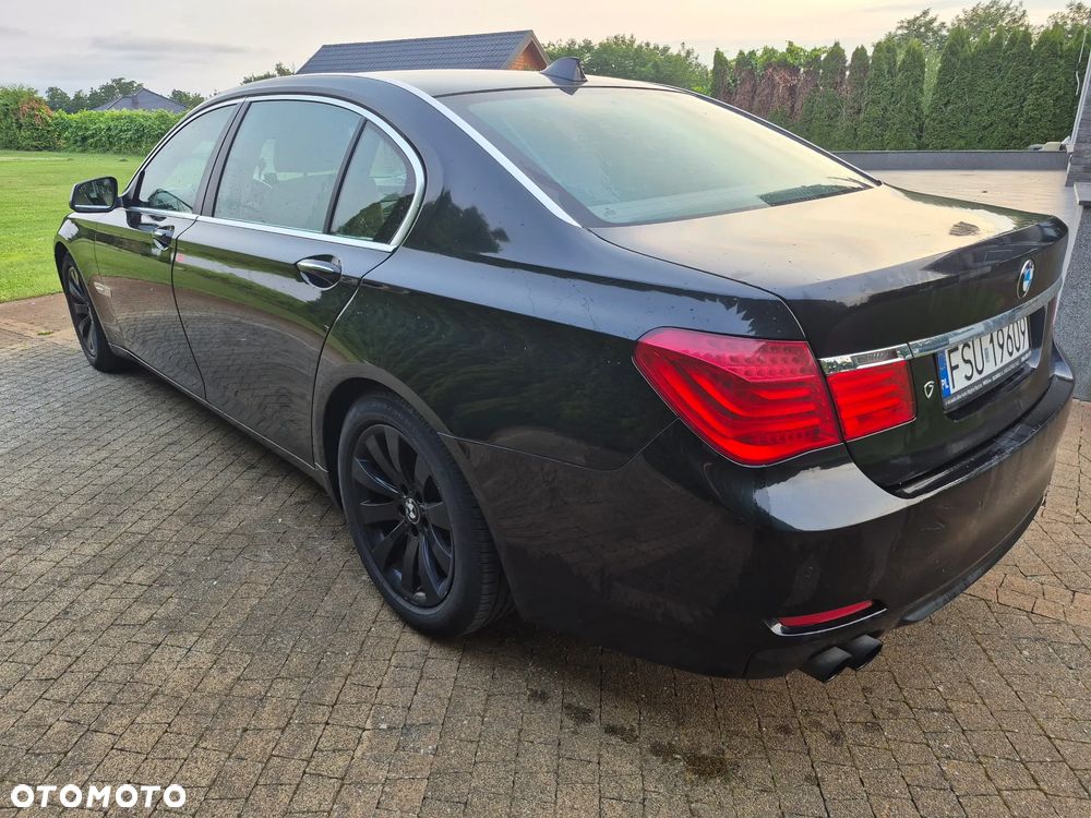 BMW Seria 7 730d L - 8
