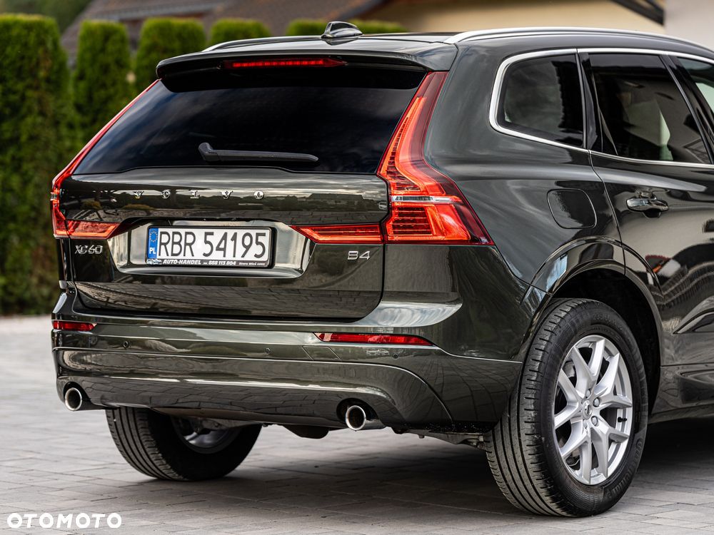 Volvo XC 60 B4 D Geartronic Momentum Pro - 19