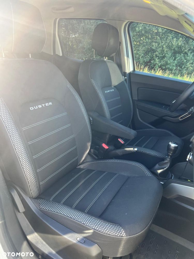 Dacia Duster SCe 115 4x4 Prestige - 37