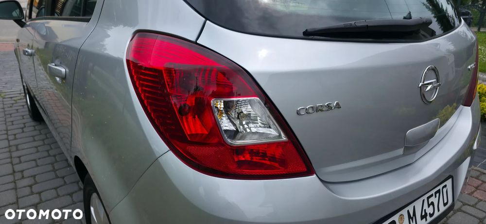 Opel Corsa 1.2 16V Navi - 20