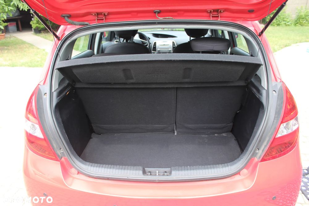 Hyundai i20 1.2 Classic - 9