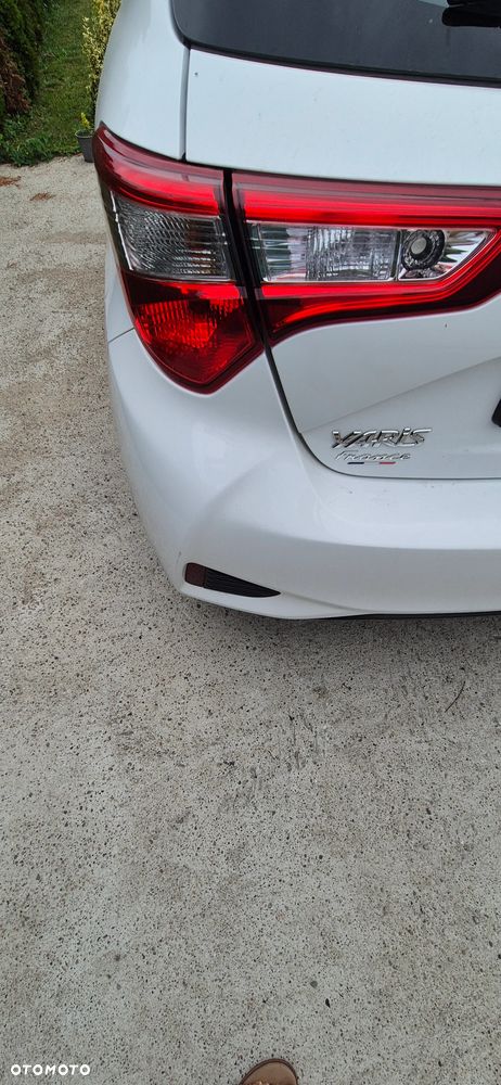 Toyota Yaris - 1