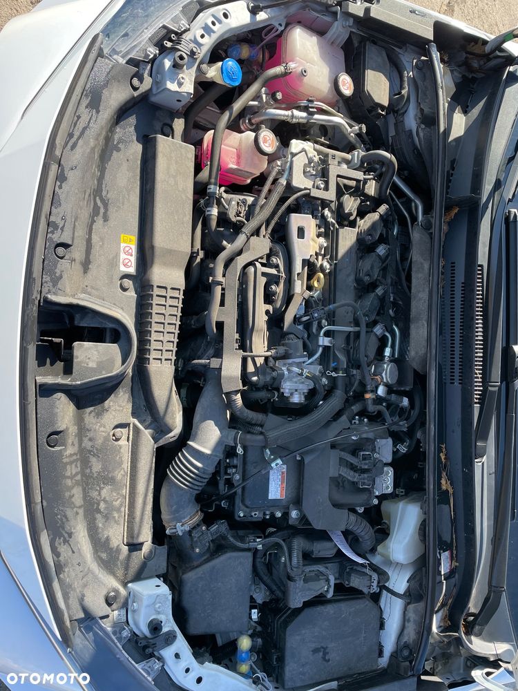 Toyota Corolla - 16