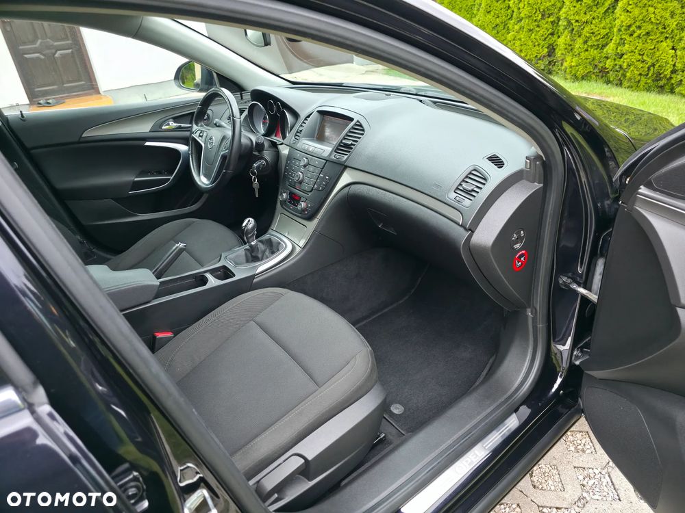 Opel Insignia 1.8 Cosmo - 23