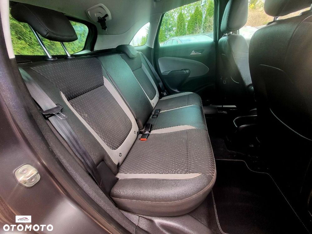 Opel Crossland X - 8
