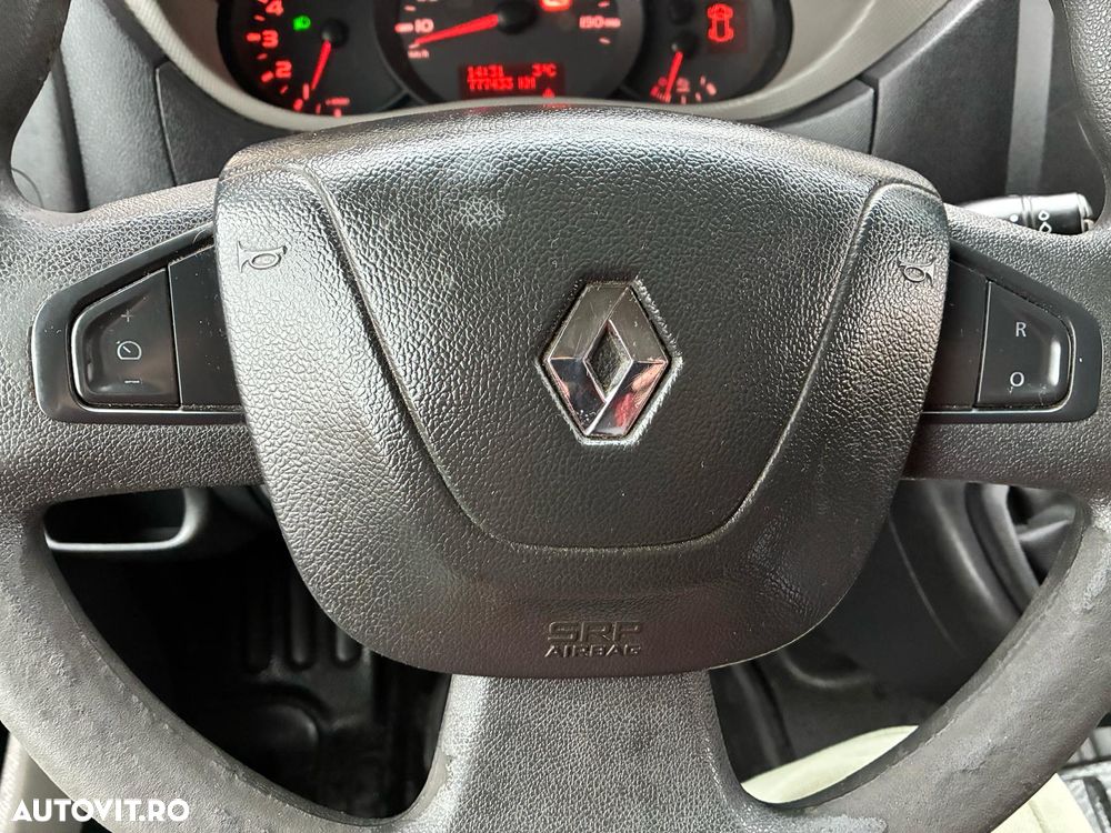 Renault Master - 10