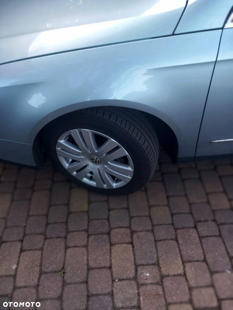Volkswagen Passat 2.0 TDI DPF Highline - 8