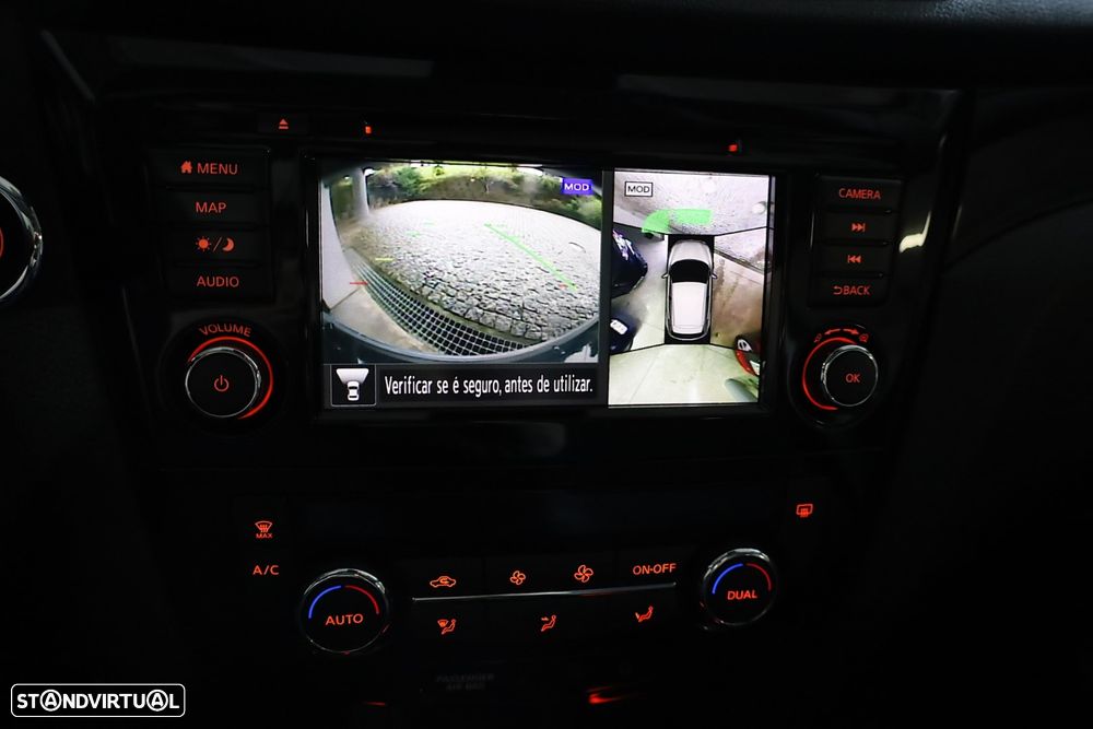 Nissan Qashqai 1.5 dCi N-Connecta J18 - 34