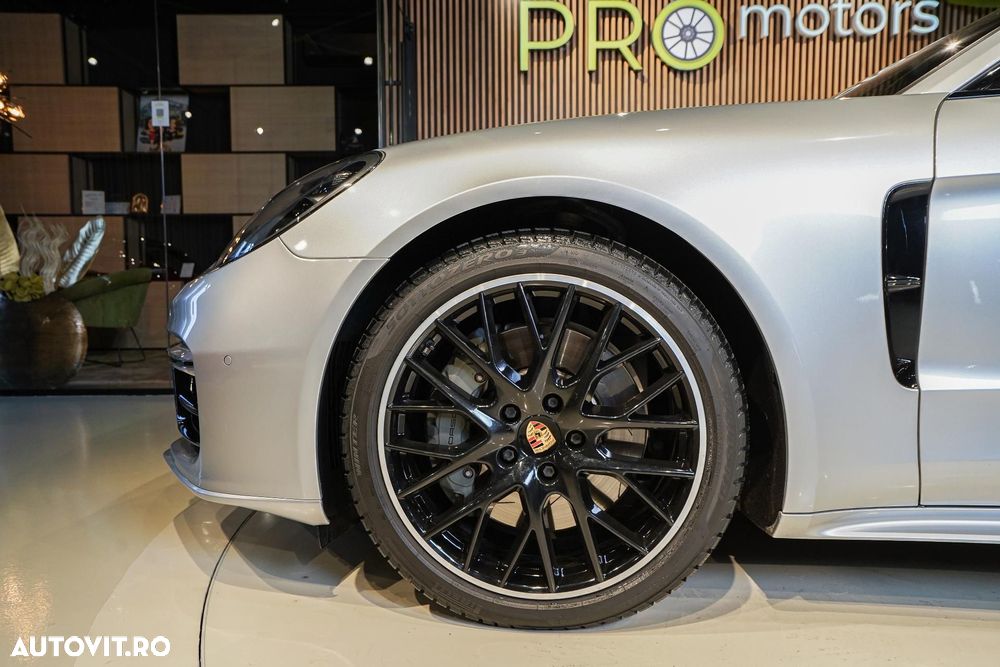 Porsche Panamera - 11