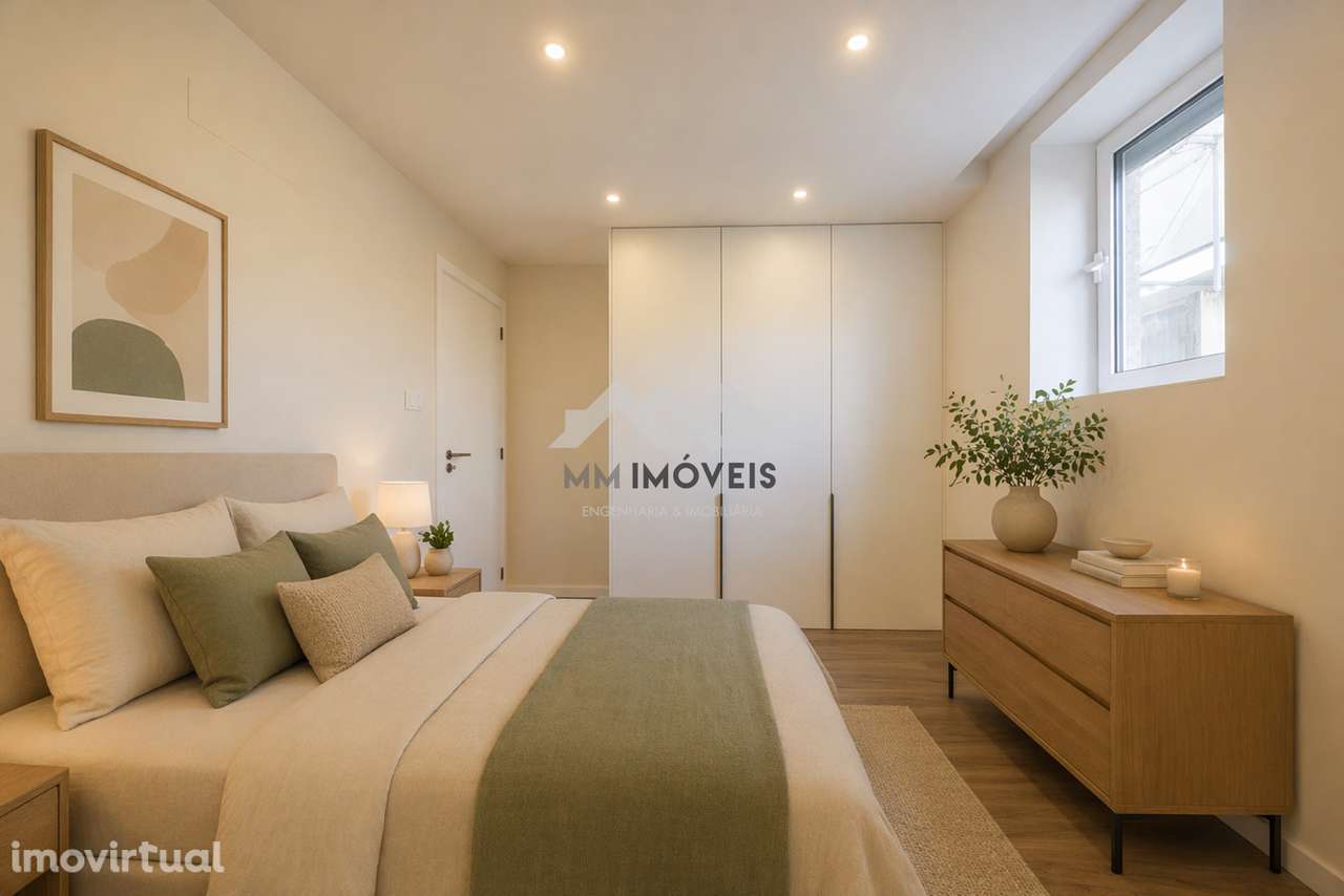 Apartamento T2 | Renovado | 3 Frentes | Investimento | Gondomar - Grande imagem: 3/29