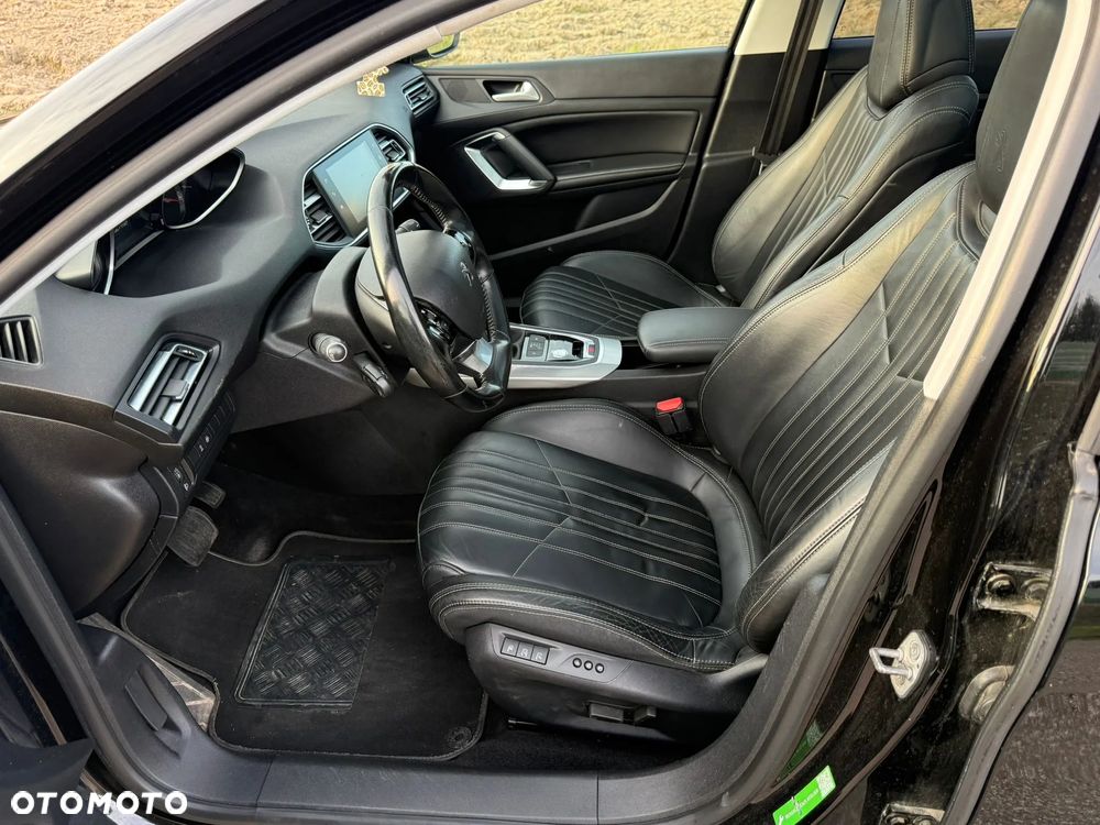 Peugeot 308 e-HDi FAP 115 Stop&Start EGS6 Allure - 11