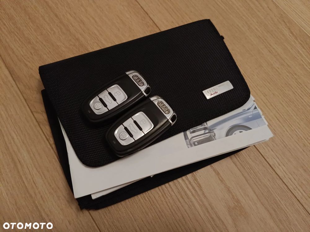 Audi A4 Avant 2.0 TDI - 26