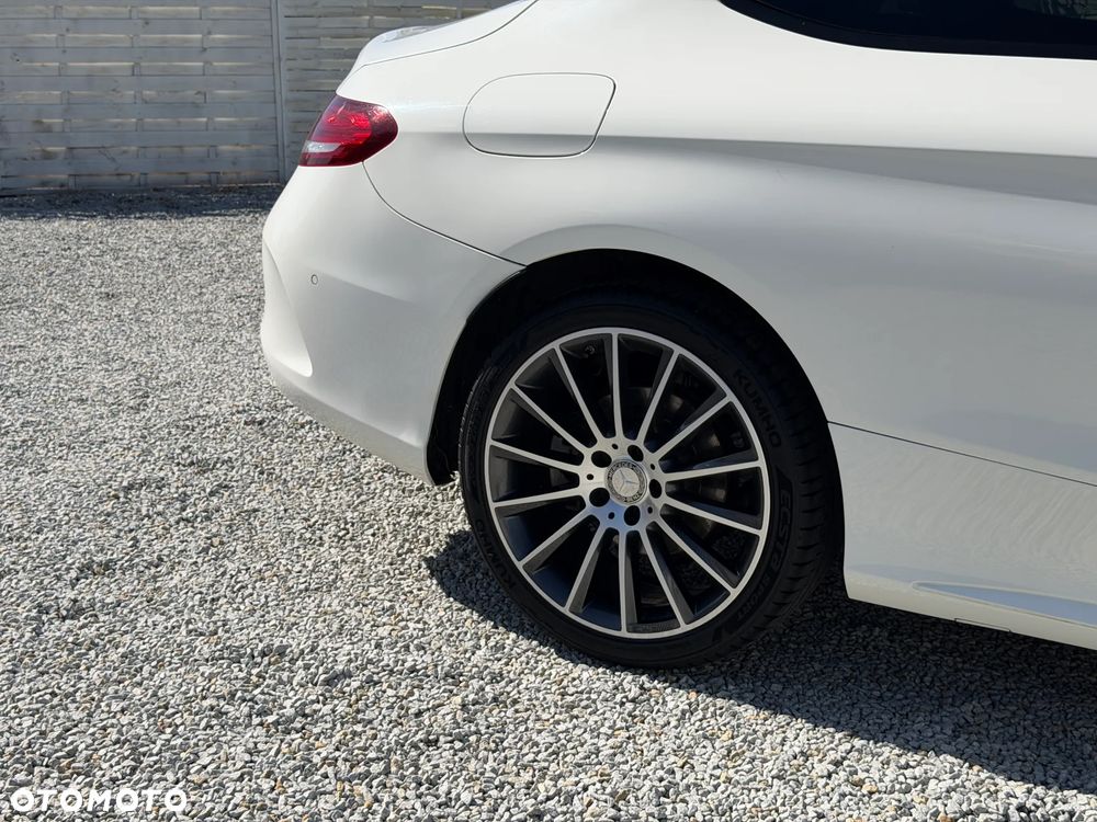Mercedes-Benz Klasa C 220 d 4-Matic 9G-TRONIC - 26