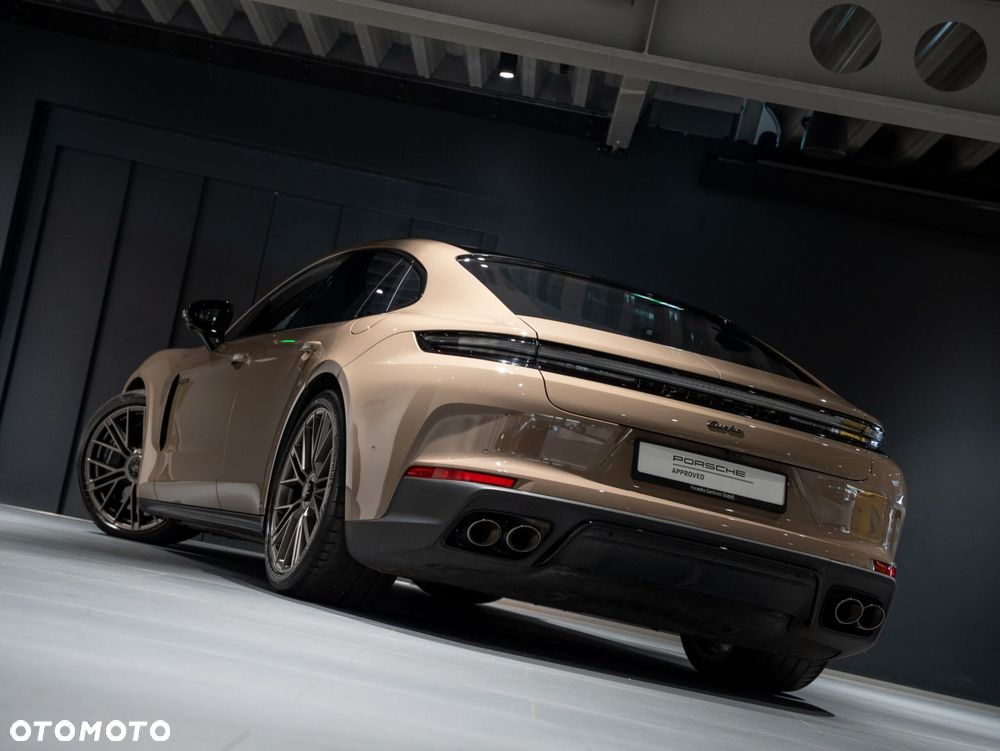 Porsche Panamera 2024