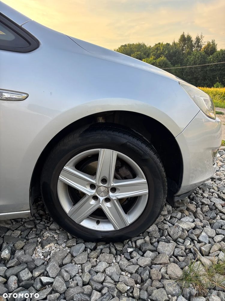 Opel Astra - 10