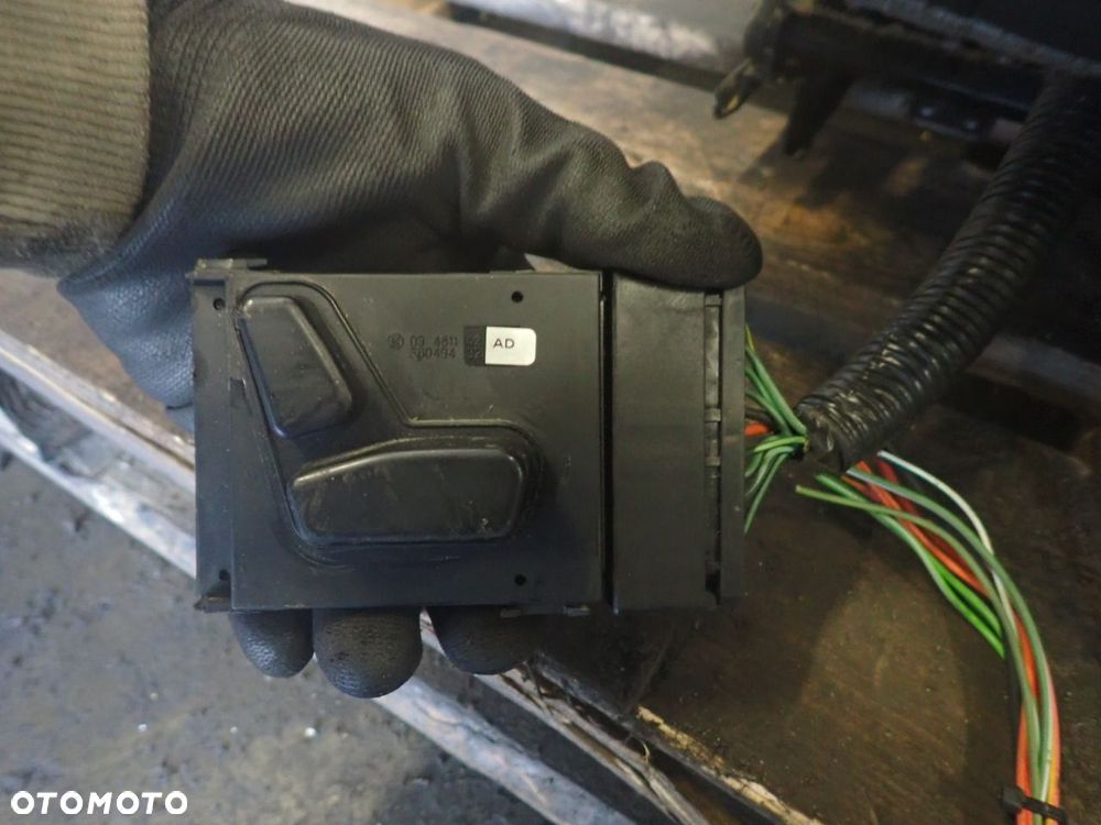 FOTEL KIEROWCY CHRYSLER GRAND VOYAGER V 2.8 - 6