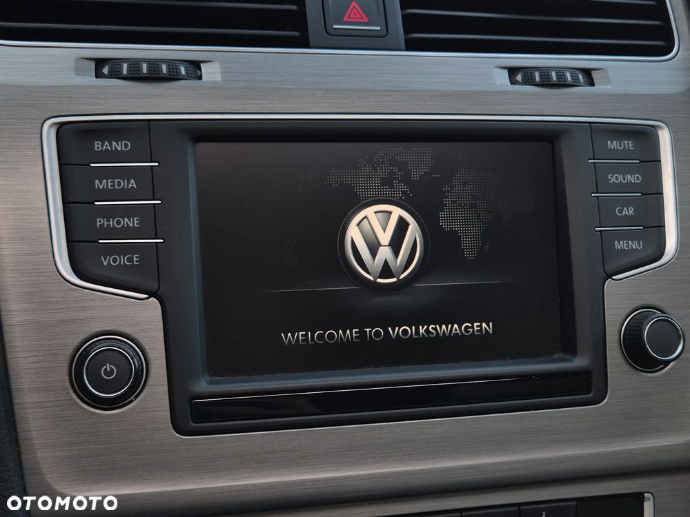 Volkswagen Golf - 17