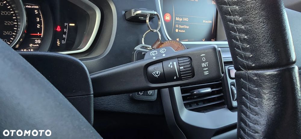 Volvo V40 D2 Geartronic Momentum - 31