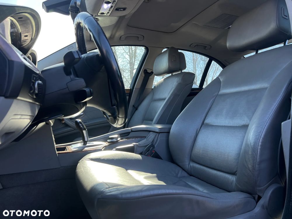 BMW Seria 5 520d - 10