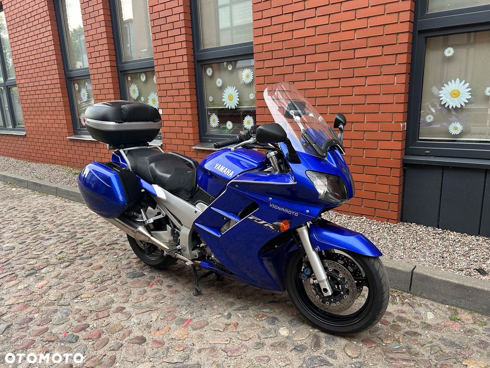 Yamaha FJR - 2