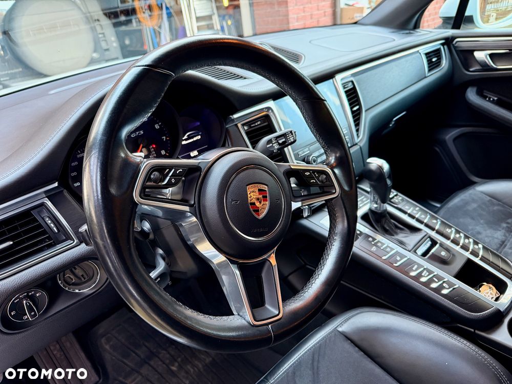 Porsche Macan GTS - 14
