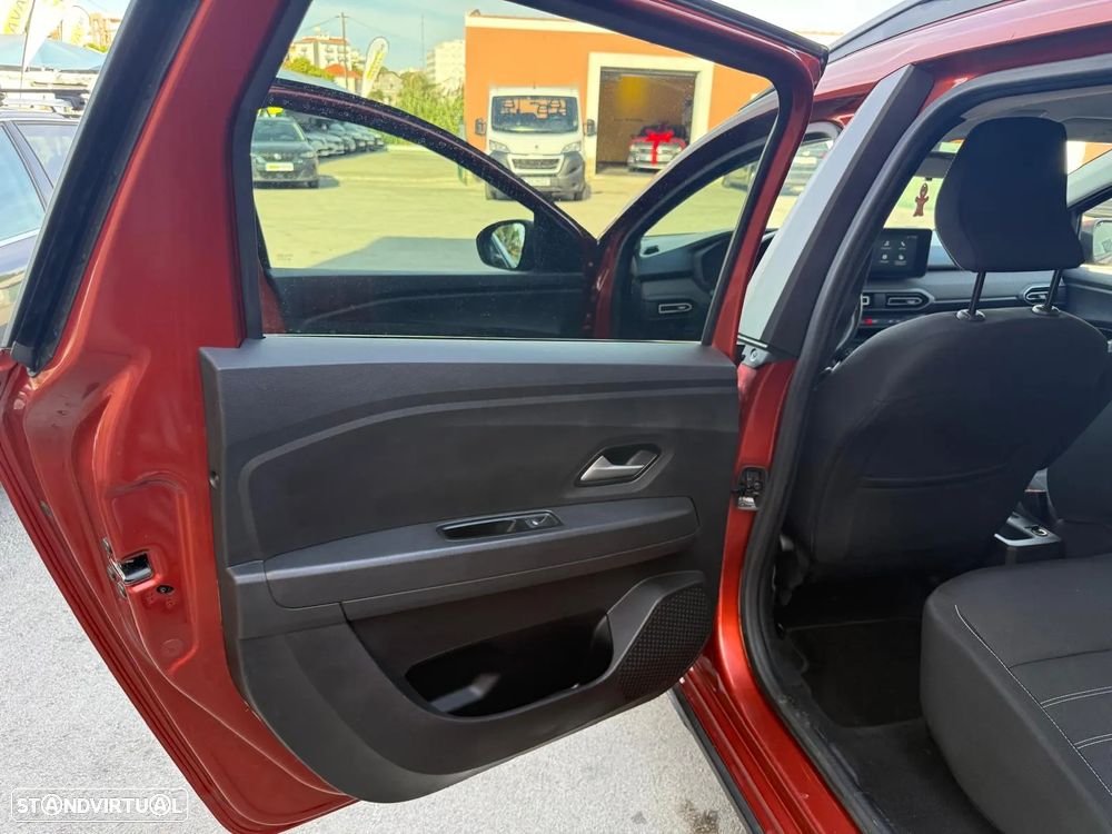Dacia Jogger 1.0 TCe Expression 7L - 17