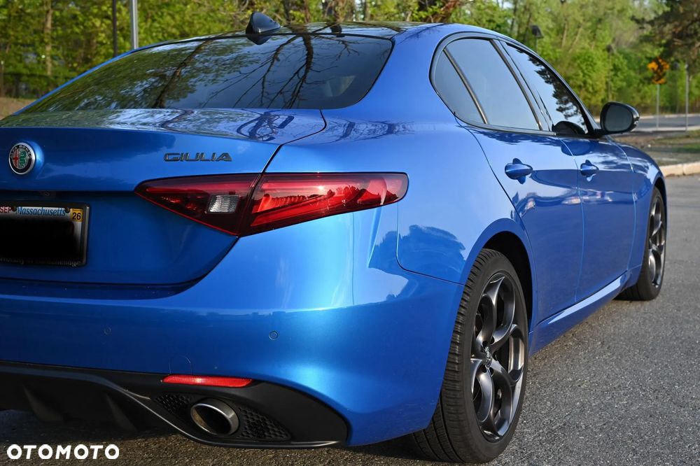 Alfa Romeo Giulia 2.0 Turbo 16V AT8-Q4 Veloce Ti - 16