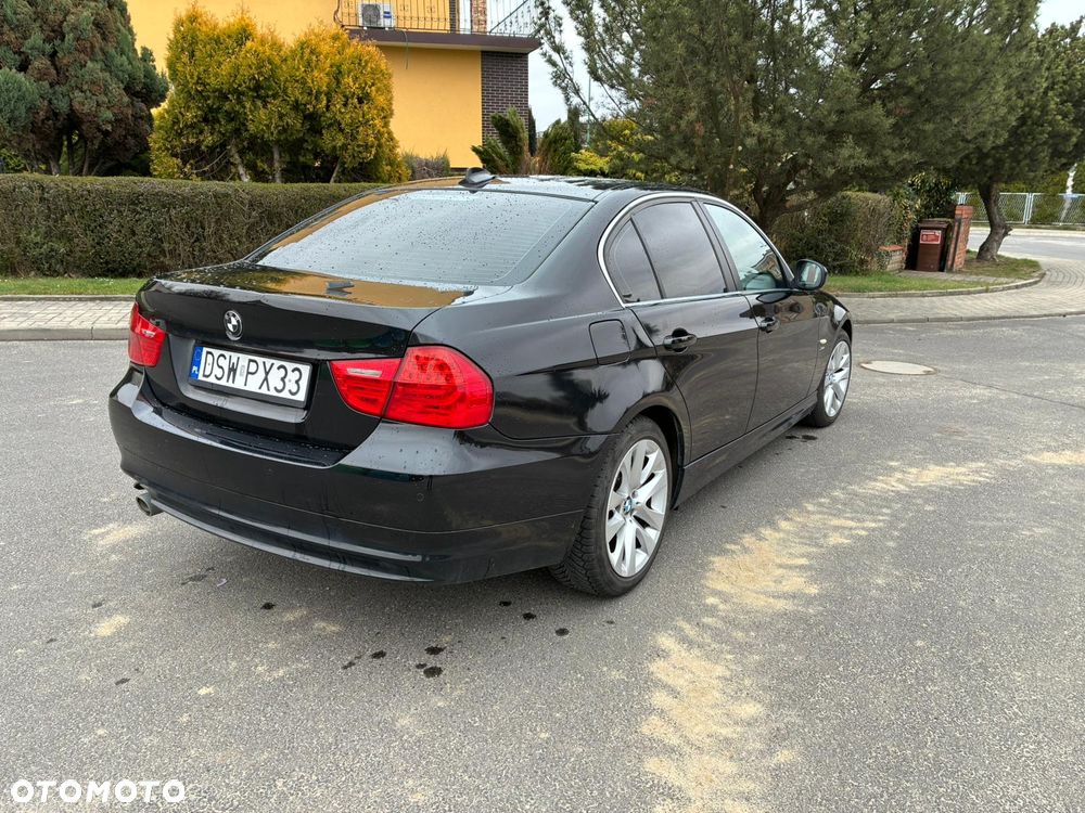 BMW Seria 3 320d - 4