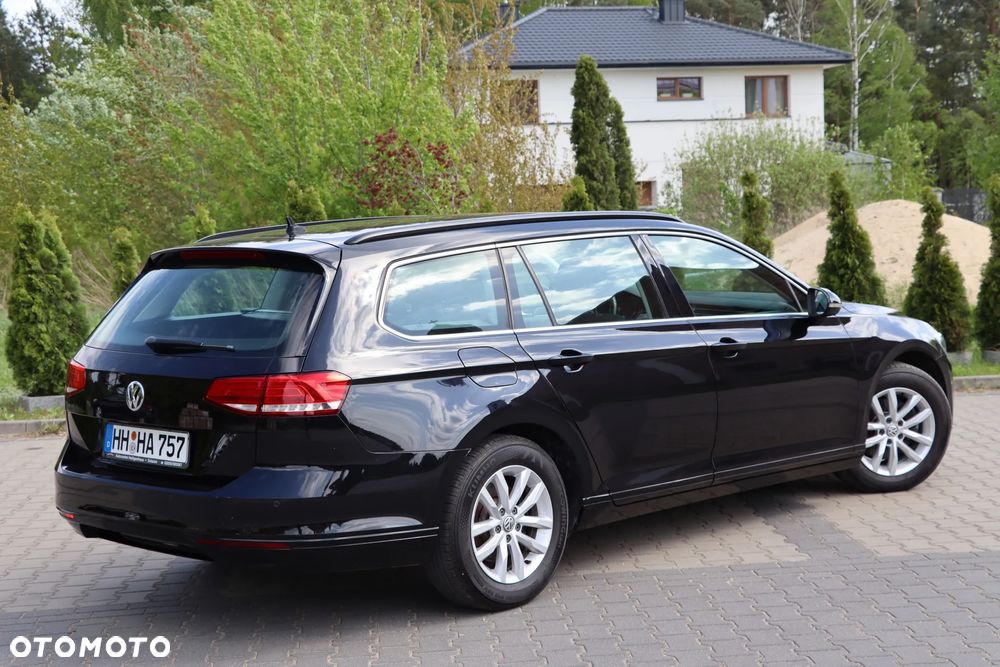 Volkswagen Passat Variant ver-variant-2-0-tdi-scr-dsg-comfortline - 14