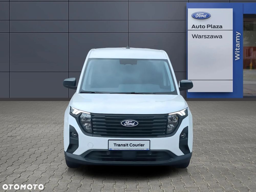 Ford Transit Courier - 8