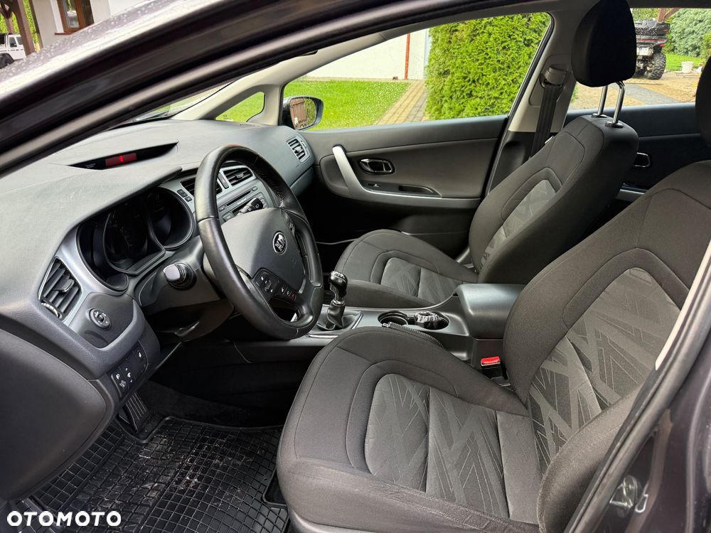 Kia Ceed 1.4 CVVT Spirit - 6