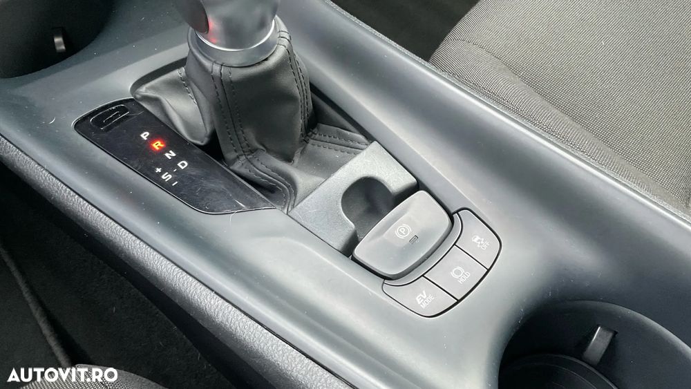 Toyota C-HR 1.8 HSD 122 CP 4x2 CVT Core - 28