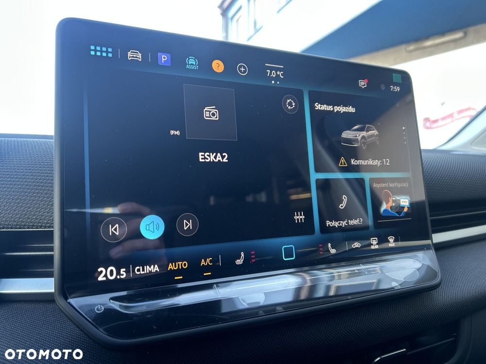 Volkswagen T-Roc - 10