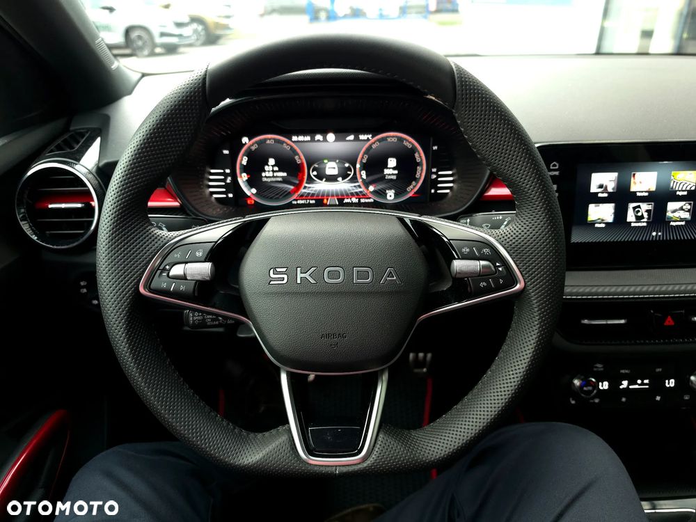 Skoda Fabia 1.0 TSI Monte Carlo - 17