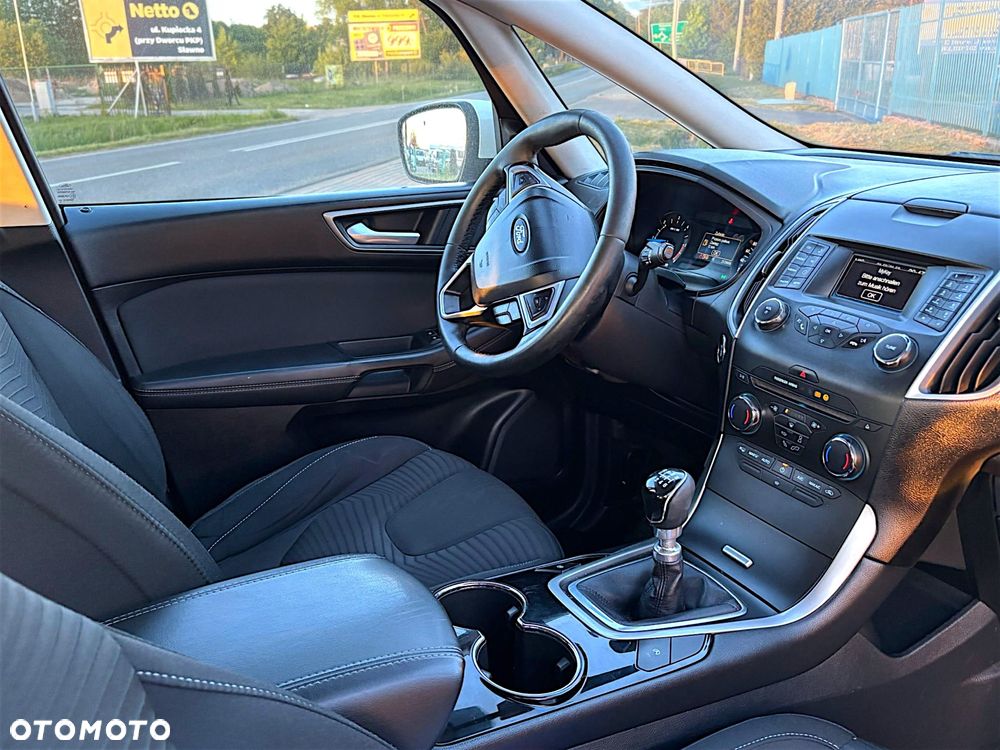 Ford S-Max - 6